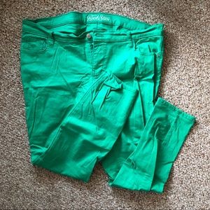 ON Green Rockstar jeans. Size 18.